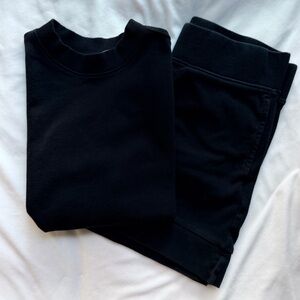 PACT Organic Cotton Airplane Set Mock Neck Shell and Pull On Shorts Size M Black